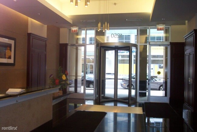 Building Photo - 1 br, 2 bath Condo - 1250 South Michigan A...