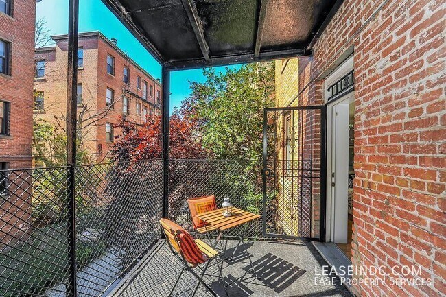 Building Photo - 1438 Meridian Pl NW