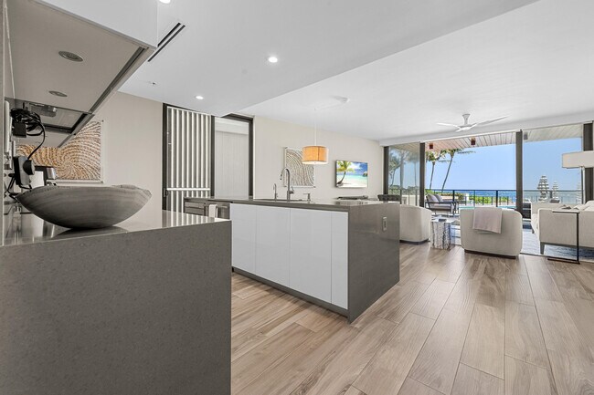 Building Photo - 106 Inlet Way