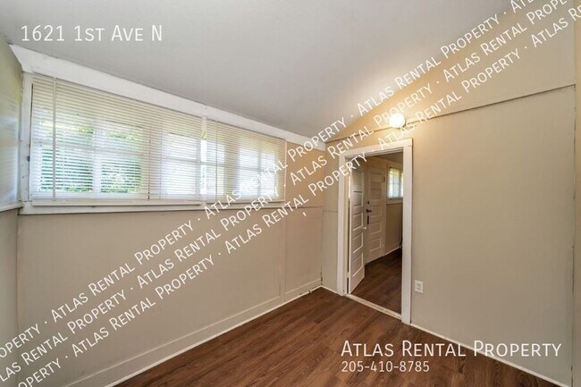 Building Photo - 1621 1st Ave N