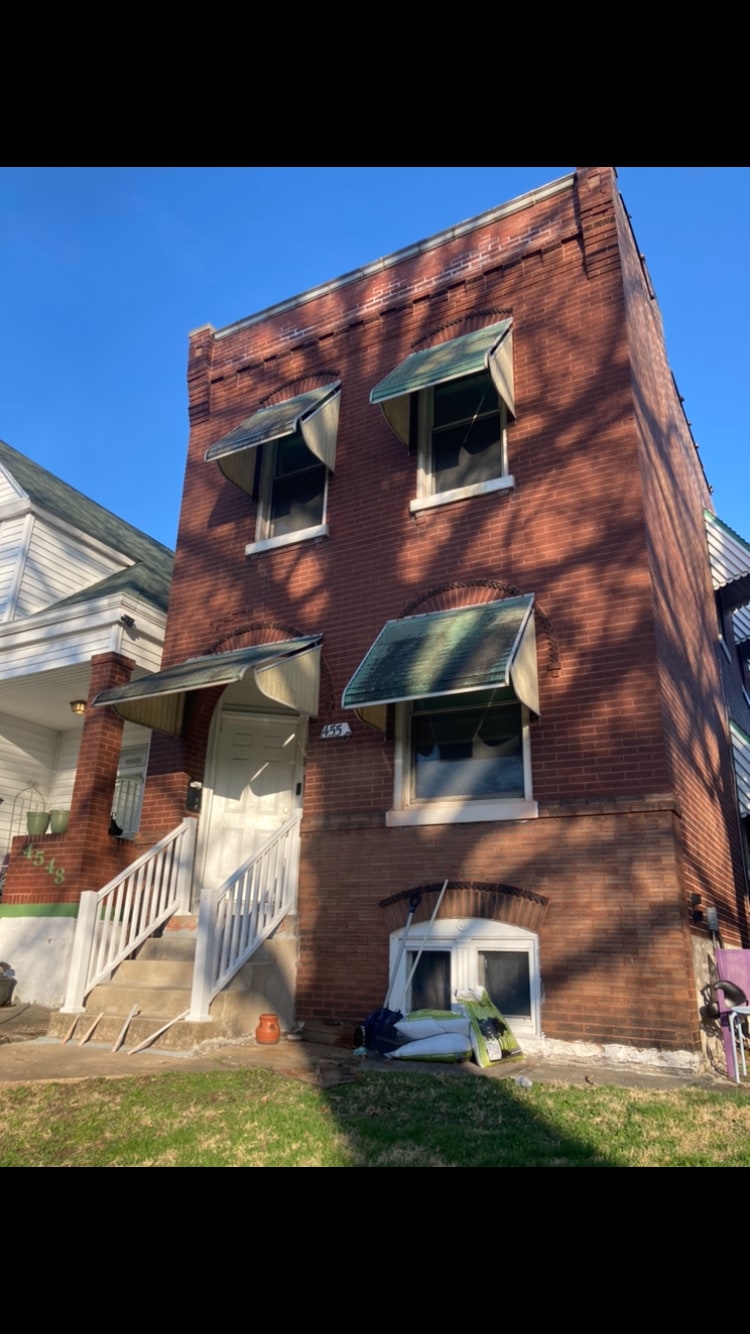 Building Photo - 4550 Varrelmann Ave