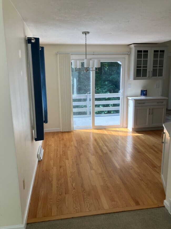 Building Photo - Spacious 2 Bed/2 Bath Corner Unit in Easton!