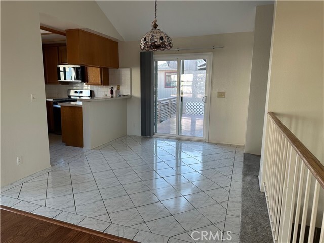 Building Photo - 2214 Manhattan Beach Blvd