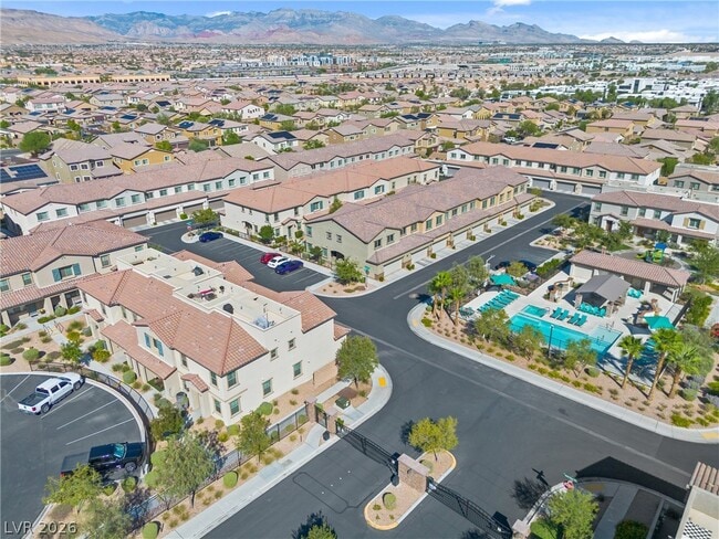 Building Photo - 6243 Milford Sound St