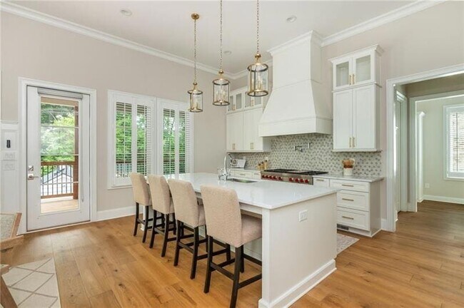 Building Photo - 1169 Dorby Park Dr NE