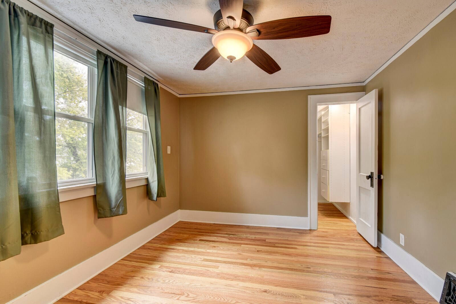 Building Photo - 816 N 43rd St