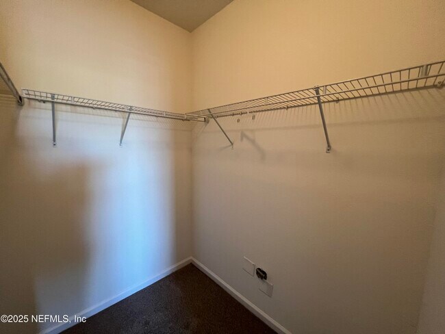 Building Photo - 4908 Key Lime Dr