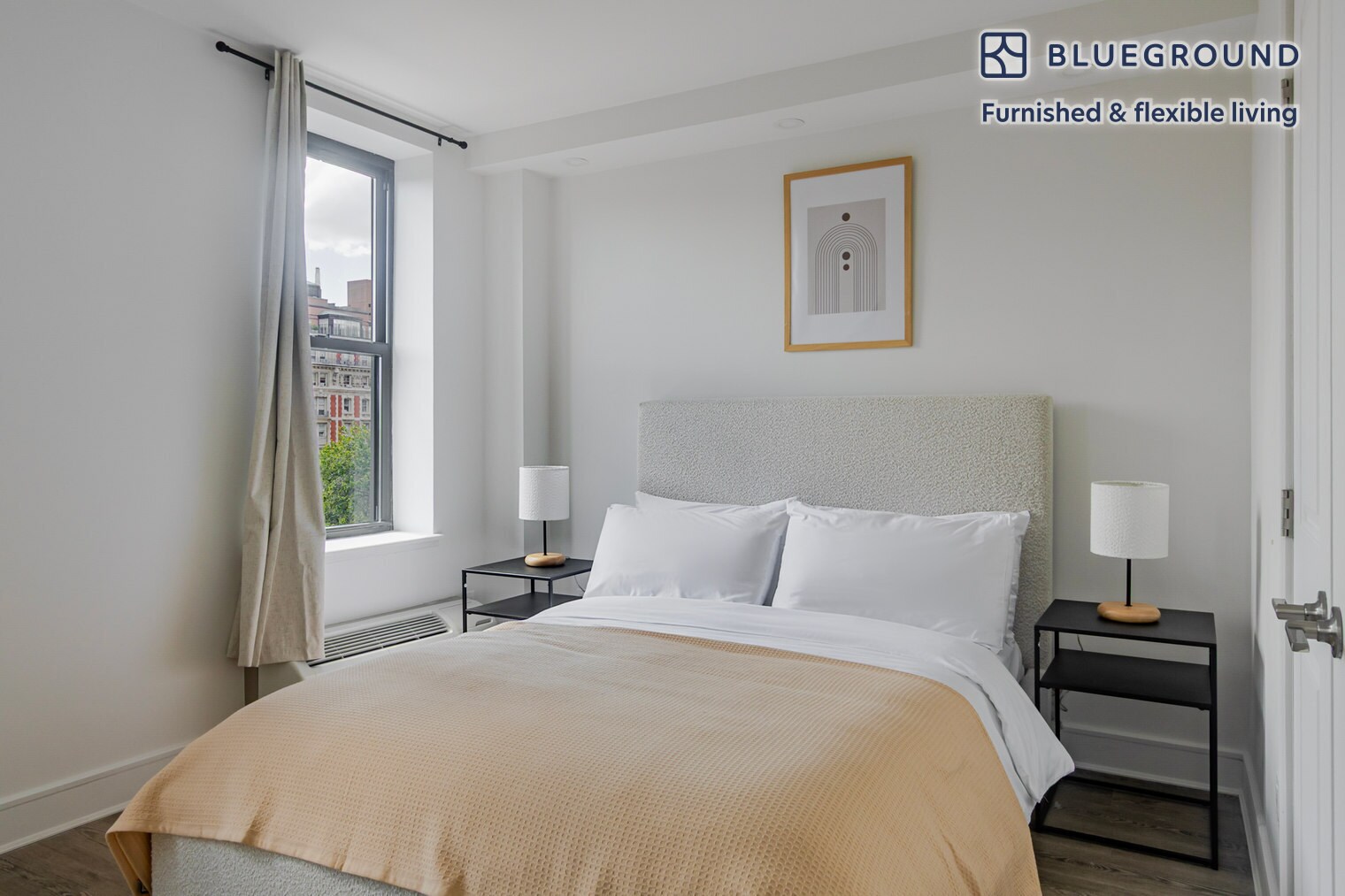 Building Photo - 45 W 81st St