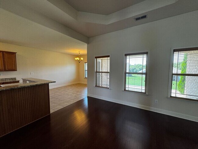 Building Photo - Available now in amazing location