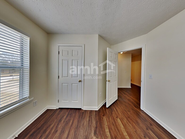 Building Photo - 4135 Janel Ln