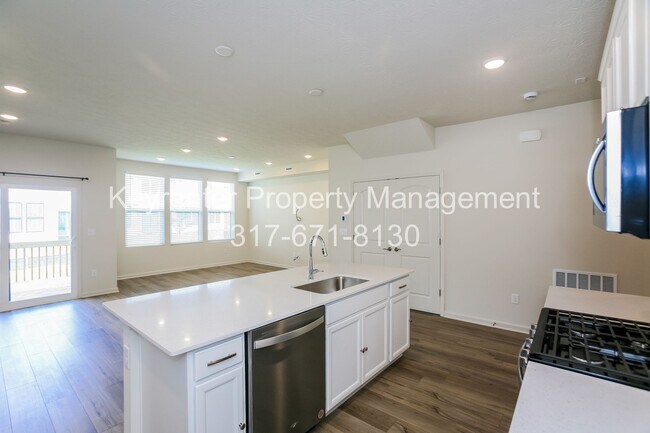 Building Photo - 9738 Behner Dr