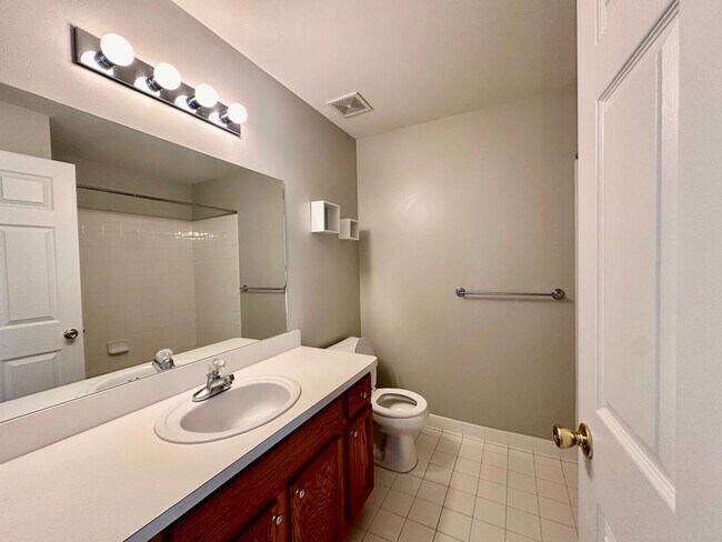 Building Photo - 13153 Canopy Dr