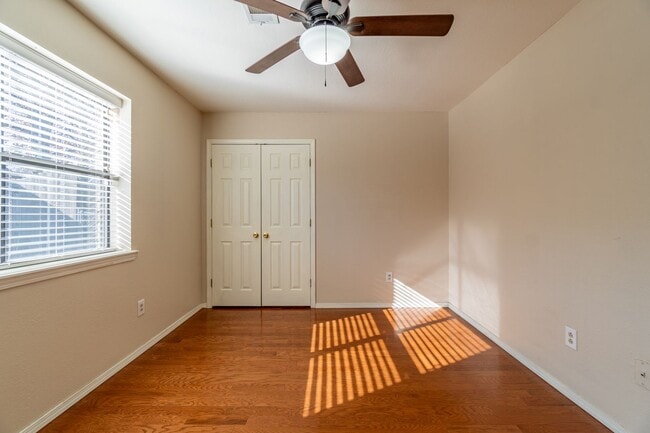 Building Photo - 1505 N 9th St