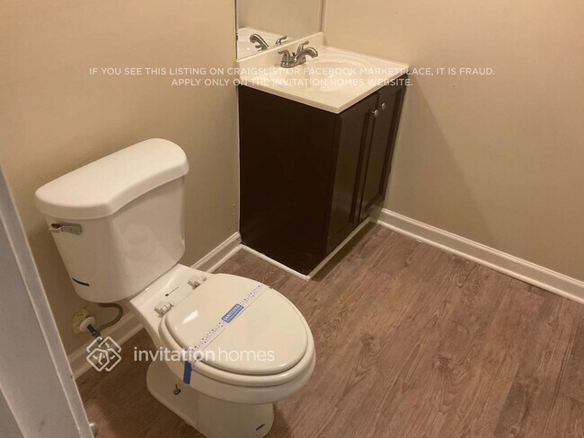 Building Photo - 5615 Princeton Oaks Dr