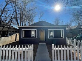 Building Photo - 627 Maple St