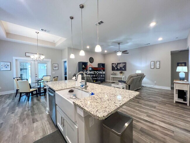 Building Photo - Furnished 3-Bed Oasis on Dunridge Drive wi...