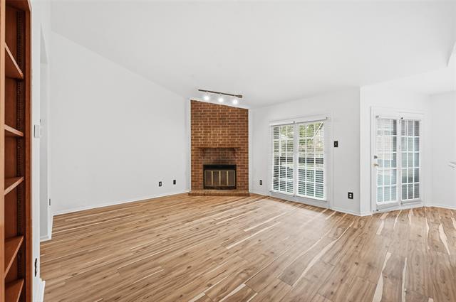 Building Photo - 1104 Riverchase Ln