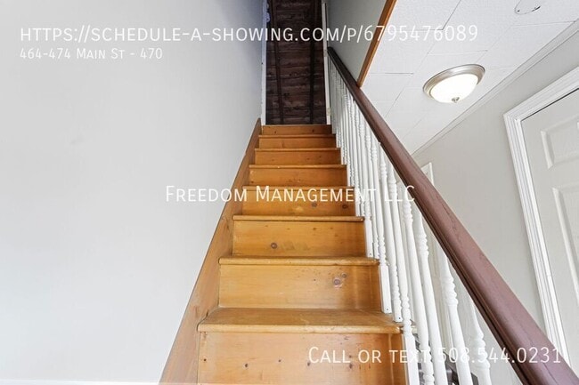 Building Photo - 464-474 Main St-470