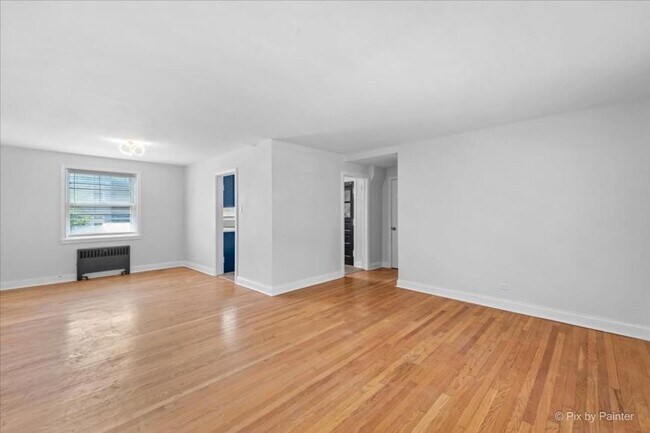 Building Photo - 2 bedroom in Chicago IL 60625