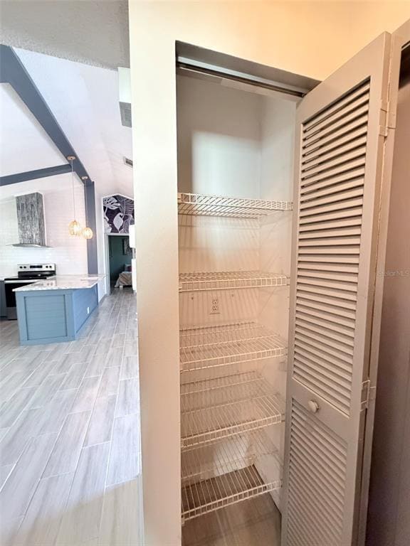 Building Photo - 26 Fillmore Ln