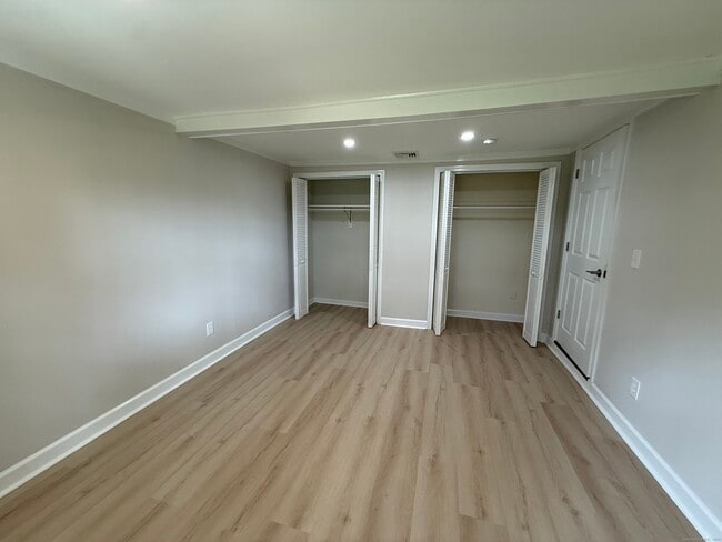 Building Photo - 181-137 CT-37