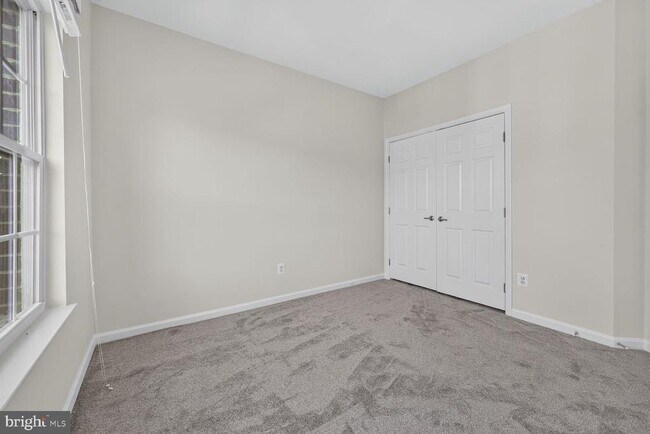 Building Photo - 2293 Merseyside Dr