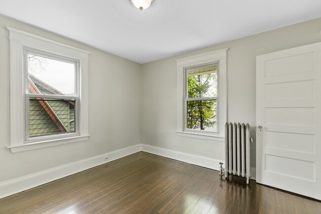 Building Photo - 174 White St