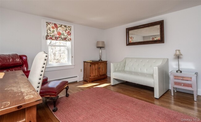 Building Photo - 163 East St