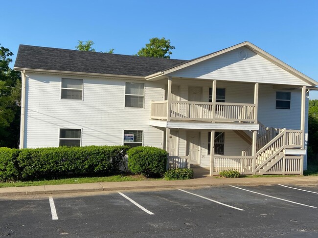 Building Photo - Apartment in Branson East, Kirbyville