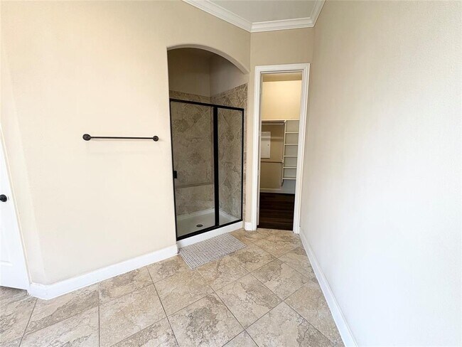 Building Photo - 21346 Huron Bend Dr