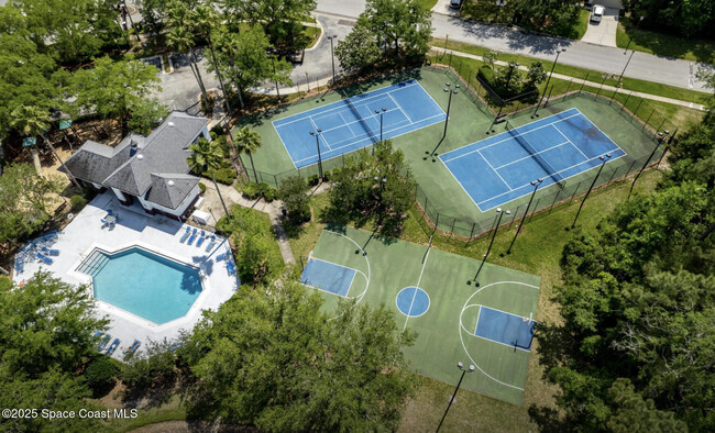 Building Photo - 11536 Summerhaven Blvd N