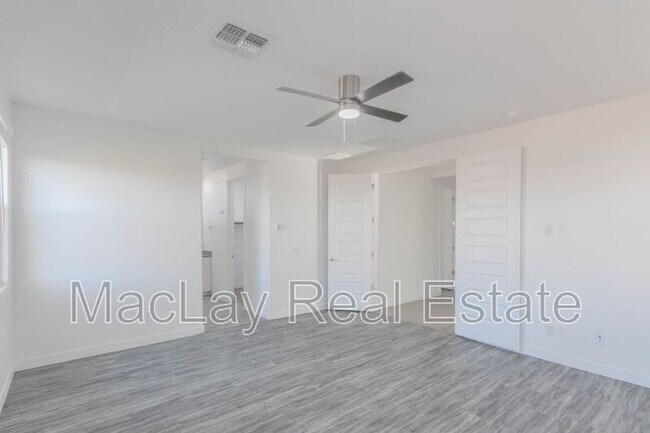 Building Photo - 36610 W Mediterranean Way