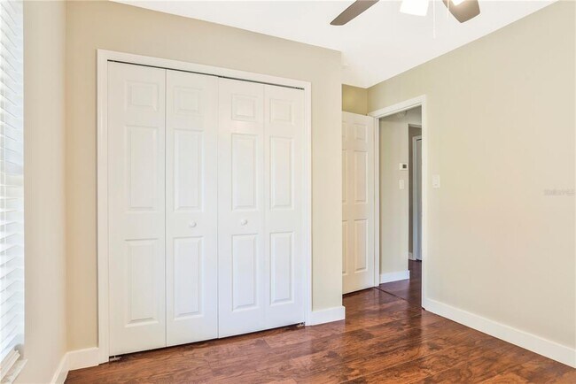 Building Photo - 15528 Hidden Lake Cir