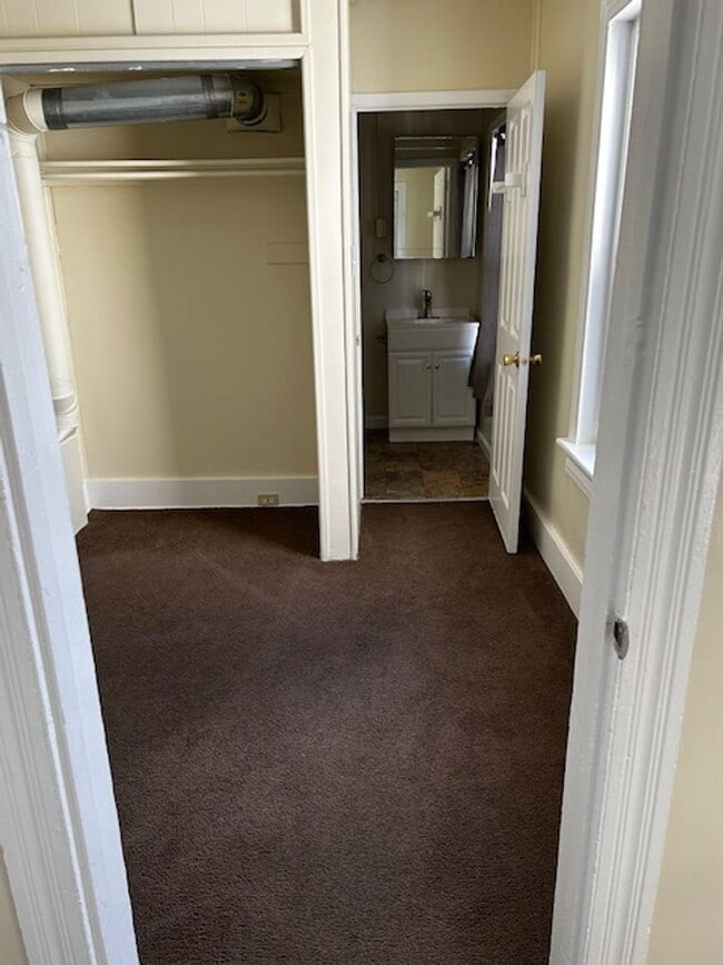 Building Photo - 1448 Cotton St