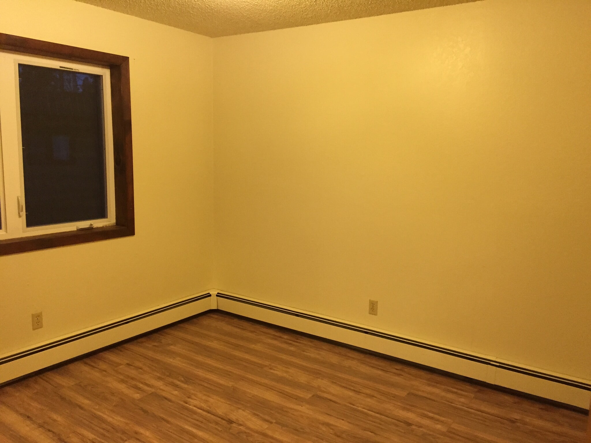 Bedroom #1 - 432 Kit Blvd