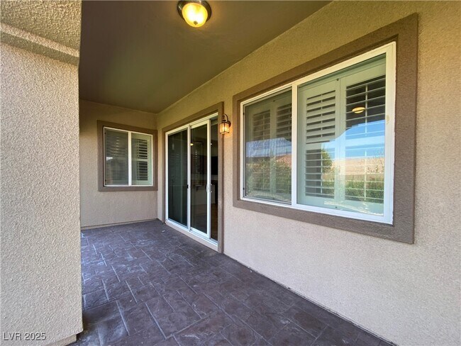 Building Photo - 2768 Kindeace Ave