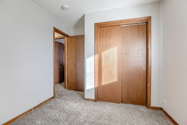 Building Photo - 3700/3702 N 22nd St Duplex
