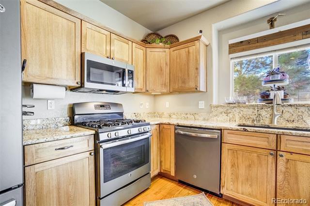 Building Photo - 1275 Chelsea Village Heights