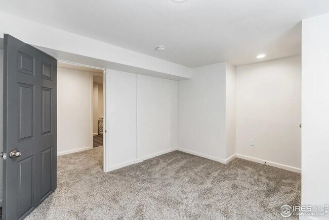 Building Photo - 2025 Orchard Pl
