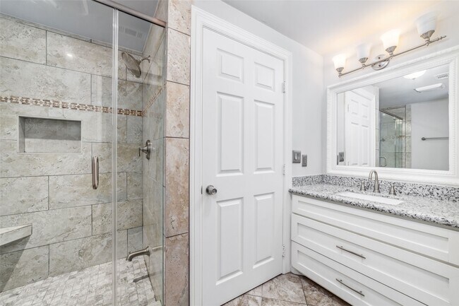 Building Photo - 5012 Irvington Blvd