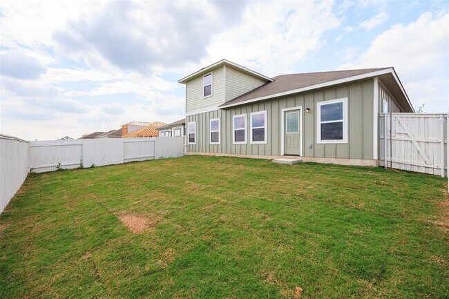Building Photo - 180 Keltic Dr