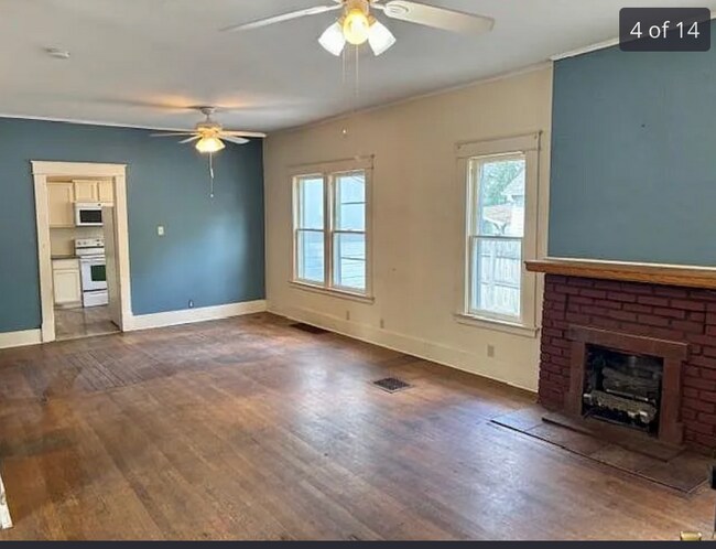 Building Photo - 306 S Olive St