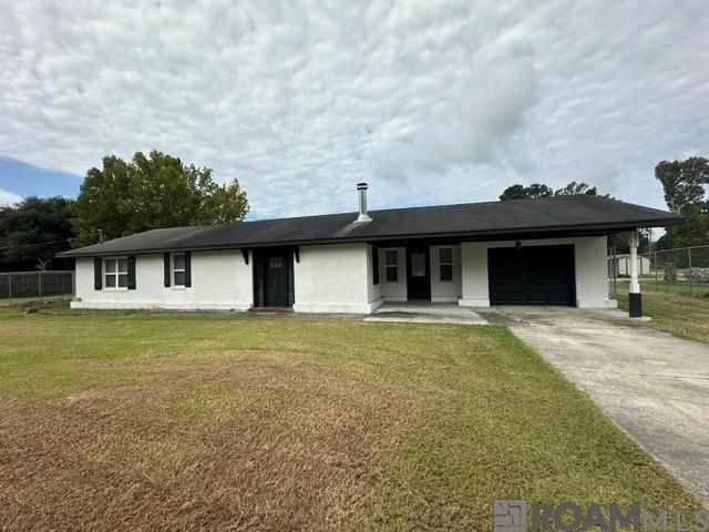 Building Photo - 7400 Magnolia Beach Rd