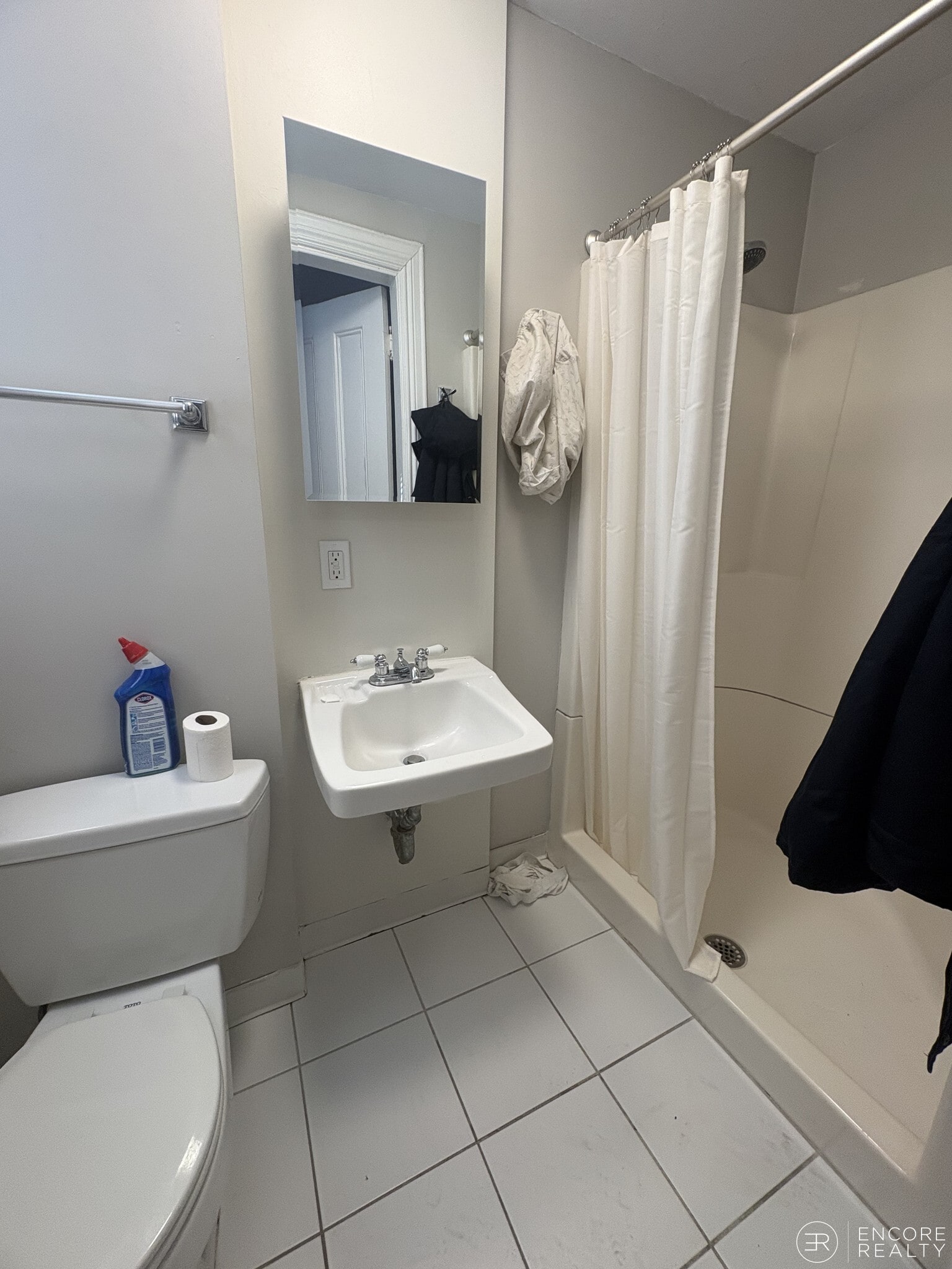 Building Photo - 63 Dana St