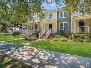 Building Photo - Newly Renovated 3 BR/2.5BA in Southwood