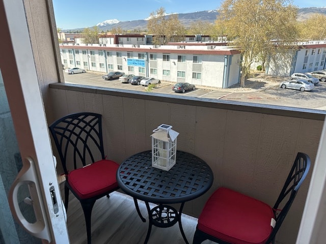 Building Photo - 10 Gentry Wy