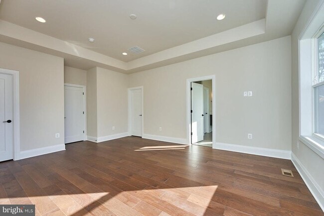 Building Photo - 6845 Churchill Rd