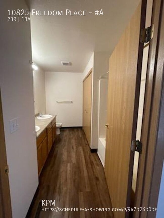 Building Photo - 10825 Freedom Pl