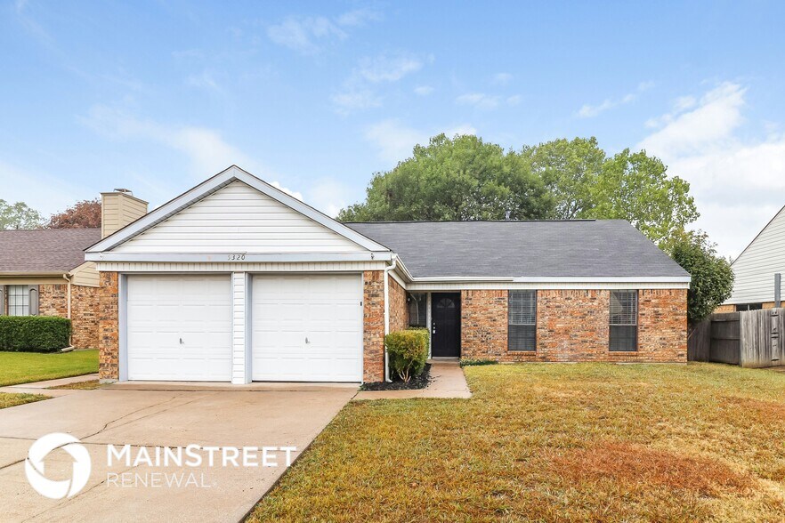 Primary Photo - 5320 Buckner Dr