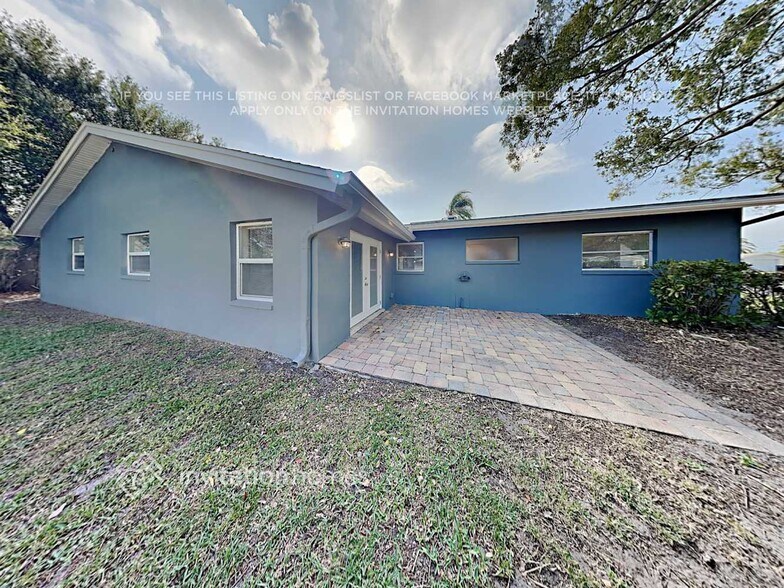 Building Photo - 1827 Barbara Ln